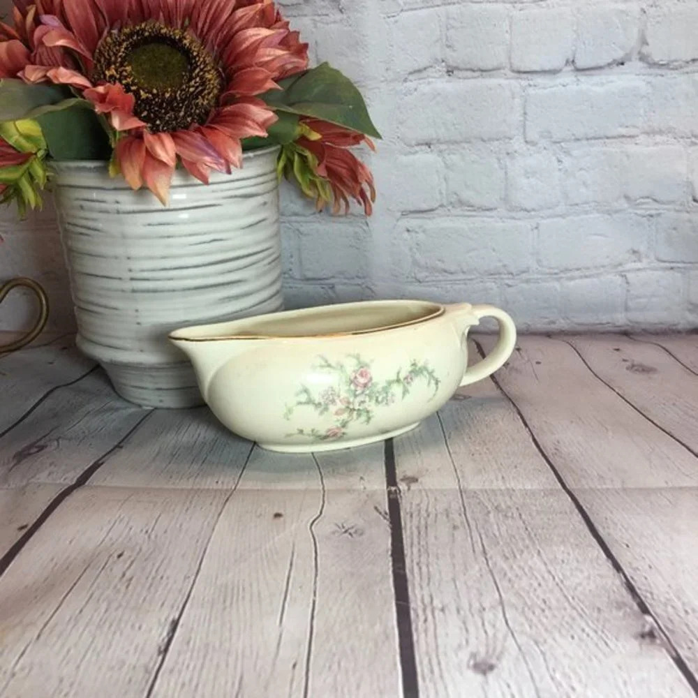 vtg Brides Bouquet by Taylor, Smith & Taylor (Ts&T) Gravy Boat  cottagecore